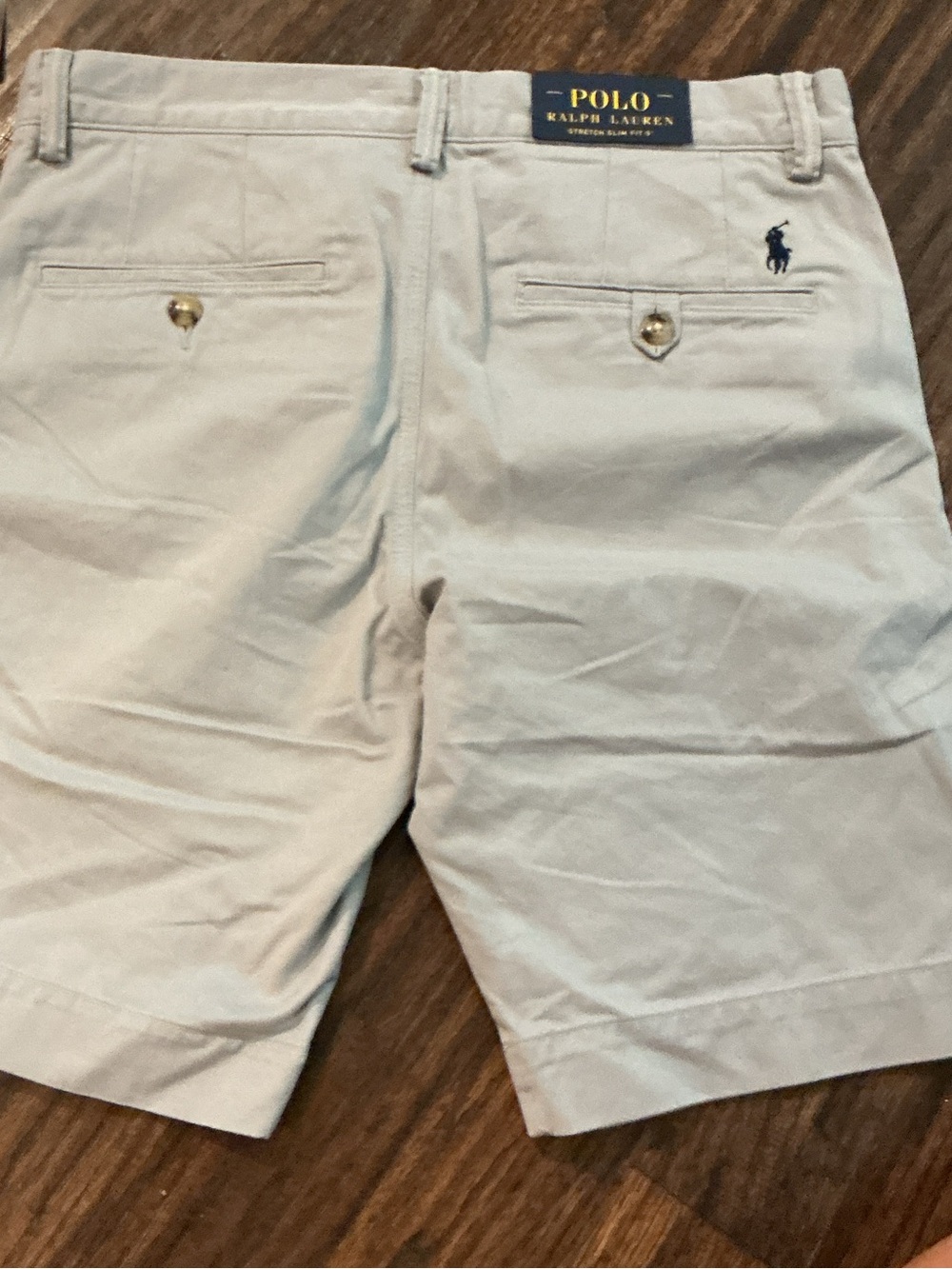 Ralph Lauren Men's Flat-Front Chino Shorts in Light Khaki - Picture 3 of 3